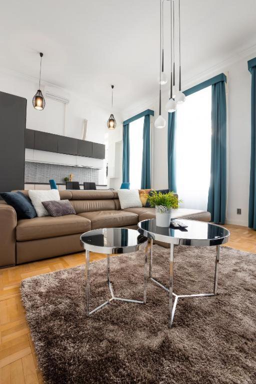 Deluxe Quentin Home Next To The Fashion Street Budapest Esterno foto