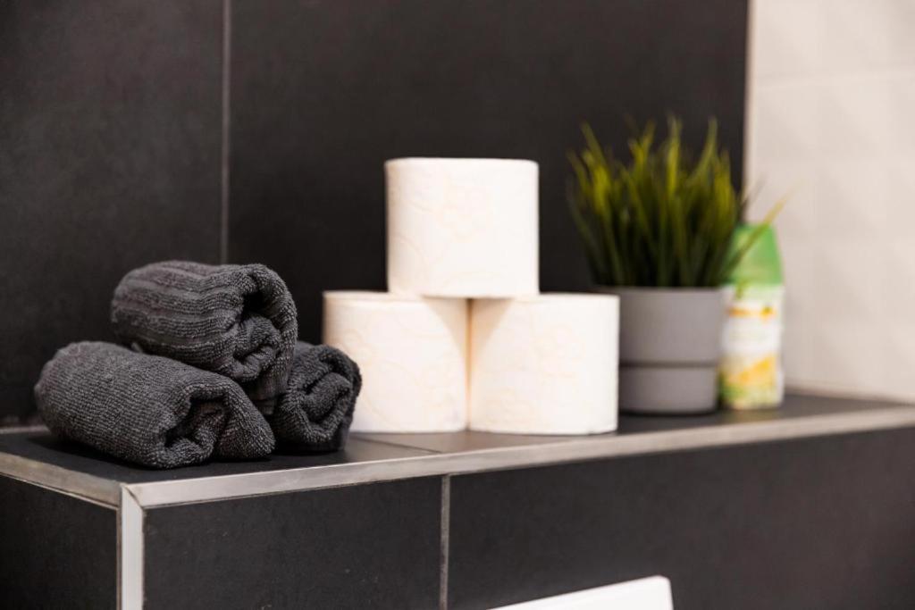 Deluxe Quentin Home Next To The Fashion Street Budapest Esterno foto